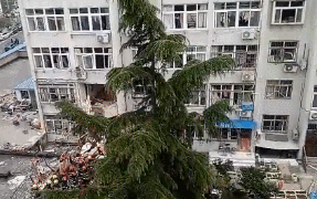 突發(fā)！青島一居民樓發(fā)生爆燃！已造1人死亡，7人受傷！3公里外有震感…